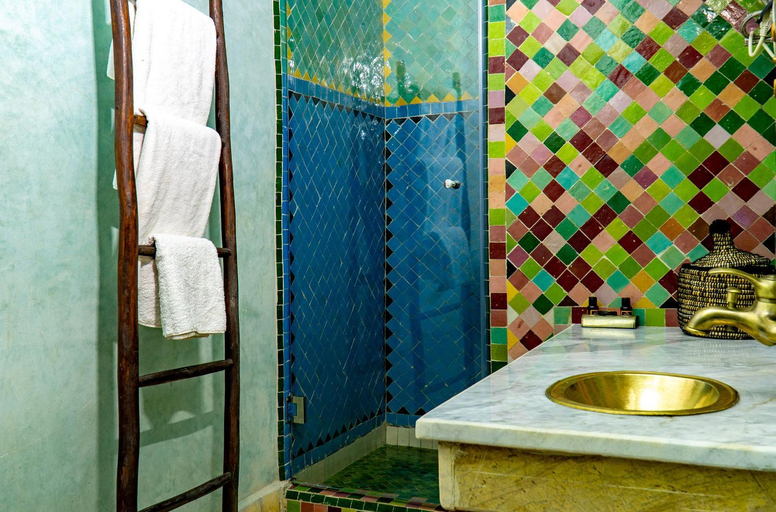Bathroom 5, Hotel Bin El Ouidane, Azilal