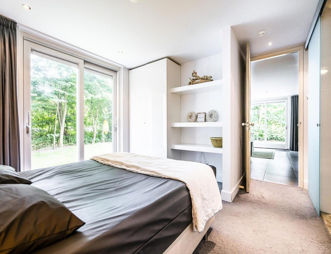 Room 3, Stunning Detached Villa With Fireplace, Veere