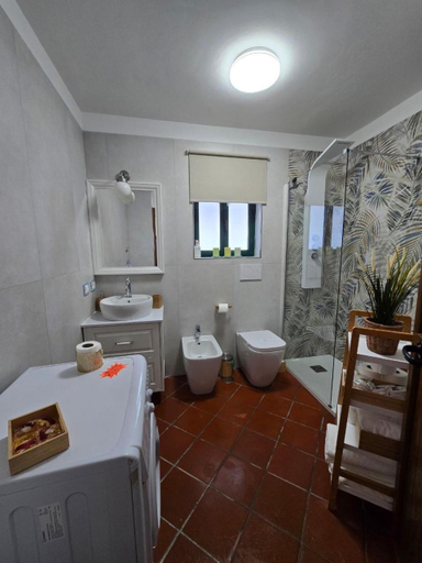 Others 5, Your nest on the Path, Salerno