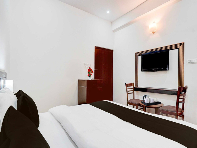Room 3, Townhouse Sarnath Temple, Varanasi