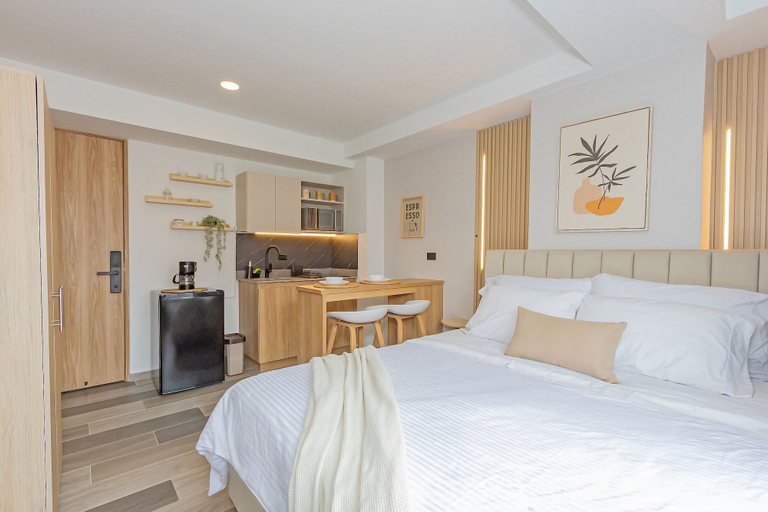 Room 3, Edificio Bloom, Medellín