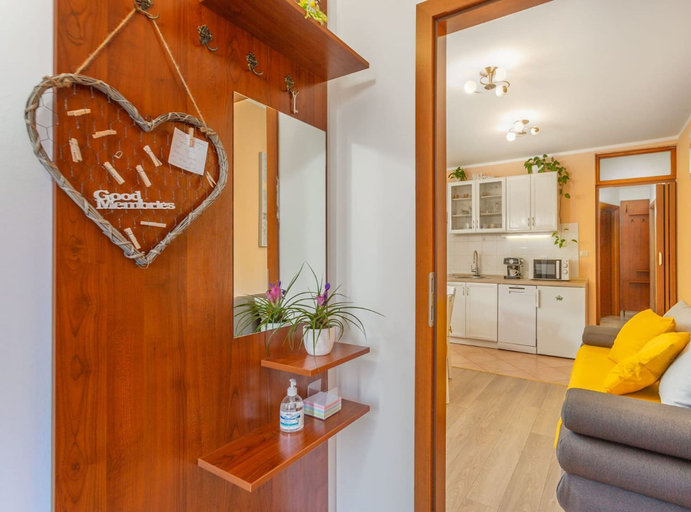 Interior detail, Sea & Mountain Apartment Dubi, Klana