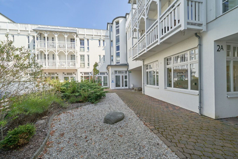 Exterior 4, Ferienwohnung mit Moblierten Balkon in Sellin, Vorpommern-Rügen