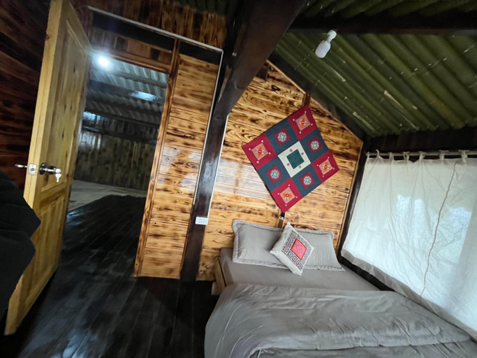 Bedroom 2, Sapa Local Guide Homestay Trek 2 Days 1 Night or Multi-Day Trekking, Sa Pa