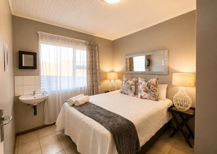 Bedroom 2, Zhantique Guest House 2- Unit 5, Ekurhuleni