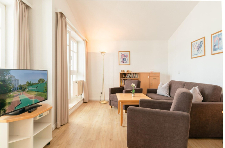 Living room 4, Ferienwohnung im 3.og mit Balkon in Sellin, Vorpommern-Rügen