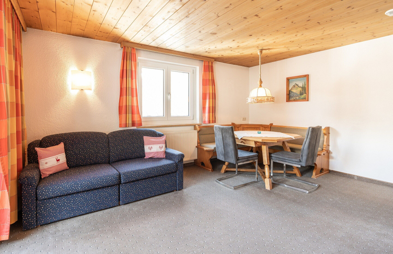 Living room 4, Holiday Apartment in St. Anton, Landeck