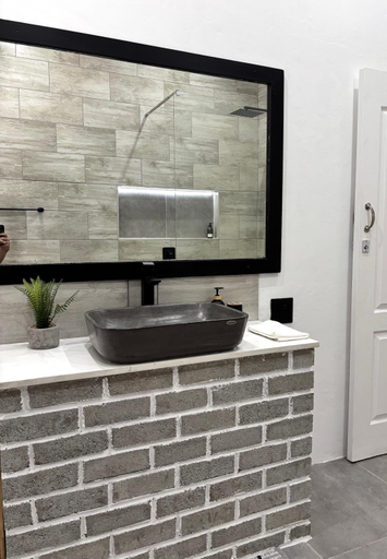 Bathroom 2, Cradock Guest House & Self Catering, Chris Hani