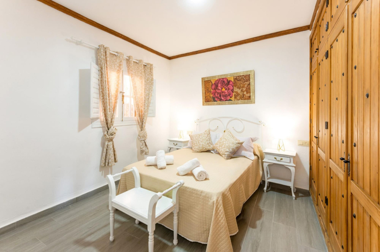 Room 2, Villa Las Palomas by At Home Costa del Sol, Málaga