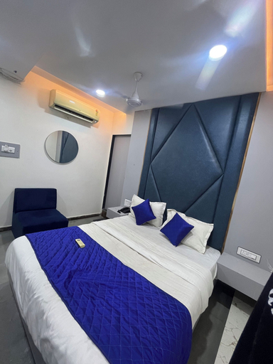 Room 3, Hotel Sun Park, Ahmadabad