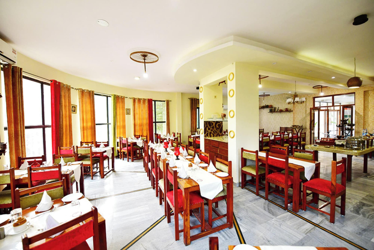 Restaurant 5, Kunj Kadamb RJ Hotel by bird Sanctuary, Bharatpur