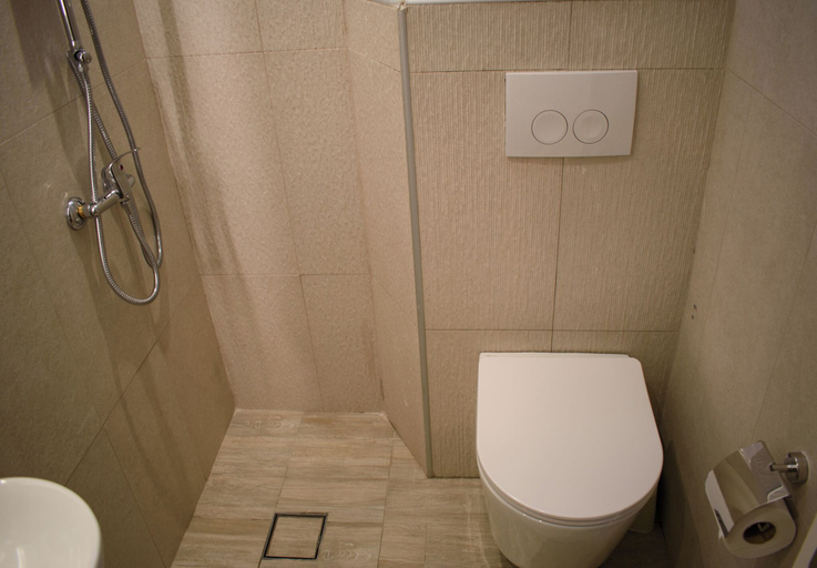 Bathroom 5, Hotel ALS Karystos, Central Greece
