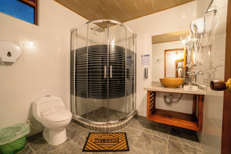Bathroom 3, Hotel Cordillera de los Andes, Villa de Leyva