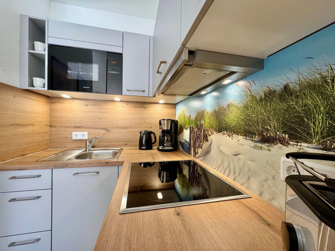 Private kitchen 2, Ostseeurlaub mit Stil - Moderne Ferienwohnung in Sellin, Vorpommern-Rügen
