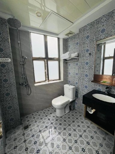Bathroom 4, Hou Kong Hotel, Macao