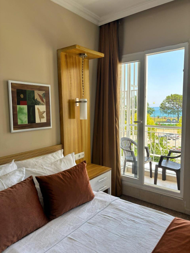 Bedroom 3, MOY Beldibi Hotel, Antalya