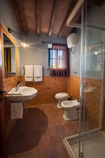 Bathroom 3, Villa Piaggetta, Florence