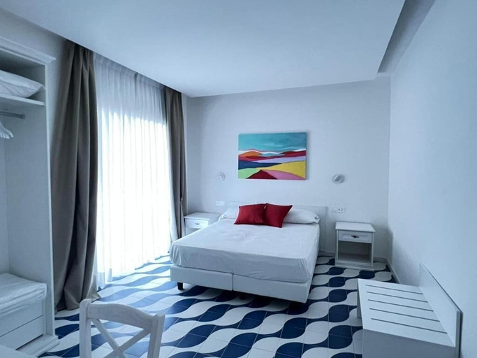 Room 3, Metasuites Beach, Napoli