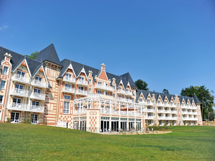 Exterior 4, 2-guest Retreat With Hot Tub, Orne