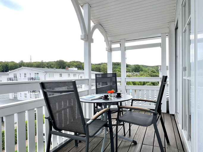 Balcony 1, Moderne Ferienwohnung mit Balkon und Wlan in Sellin, Vorpommern-Rügen