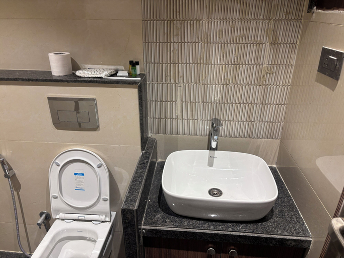 Bathroom 4, Hotel Jalsa Heritage, Jaipur