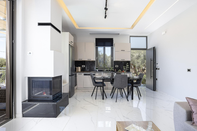 4, Villa Me - With Private Pool, Crete