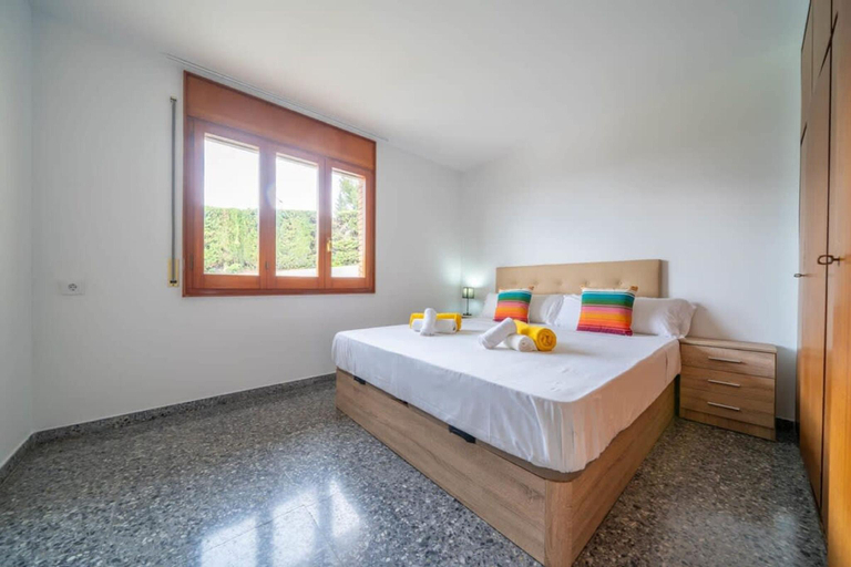 Bedroom 4, Villa Cristina Lux - Cala Treumal, Girona