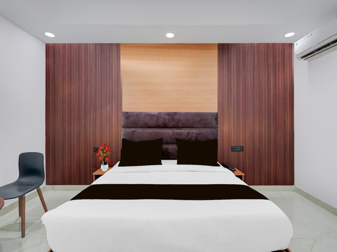 Room 3, Suite Budha Tower, Gautam Buddha Nagar