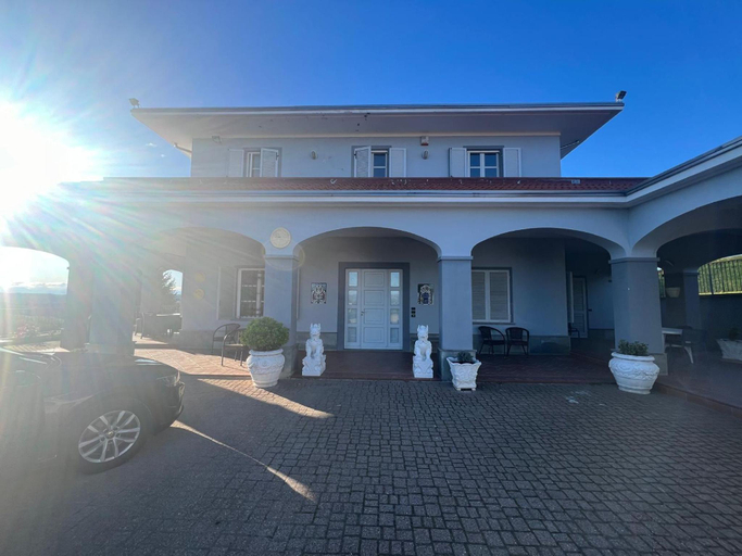 4, Villa Magna with Pool and Park - Langhe Hills, Cuneo