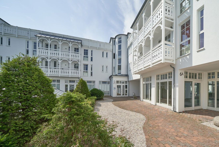 Garden 3, Ferienwohnung im 1.og mit Balkon in Sellin, Vorpommern-Rügen
