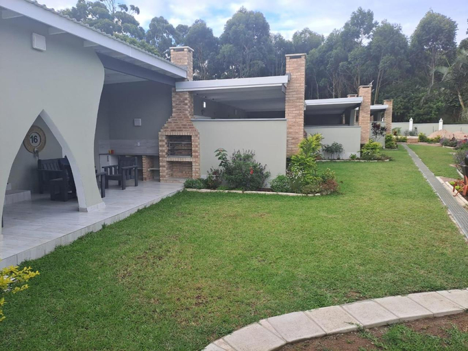 Others 3, Lodge Azure, Ugu