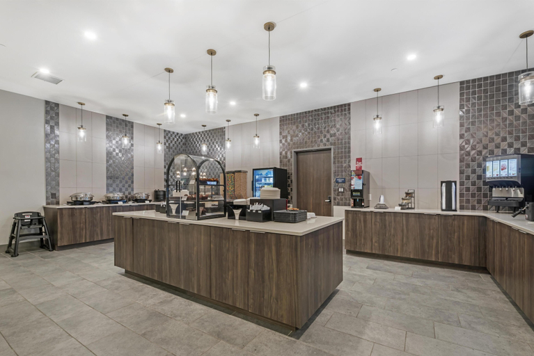 Food & Drinks 5, Best Western Plus Marquette Hotel & Suites, Marquette