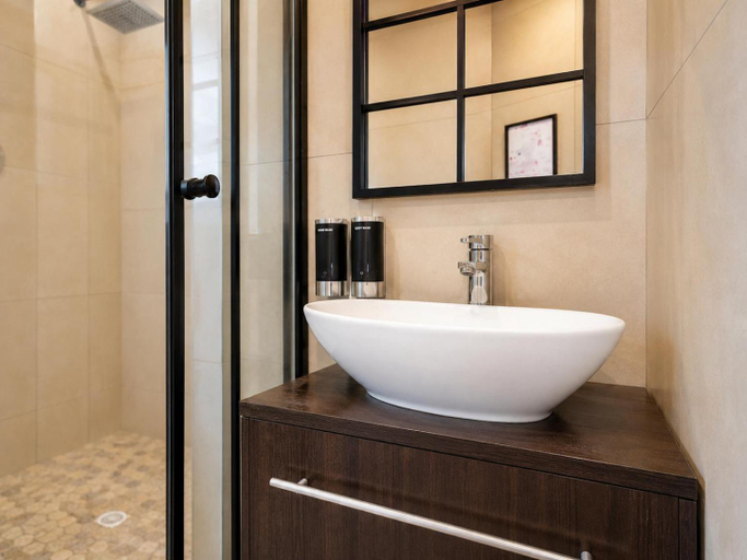 Bathroom 3, Peace Love and Joy Self Catering Units, Nelson Mandela Bay