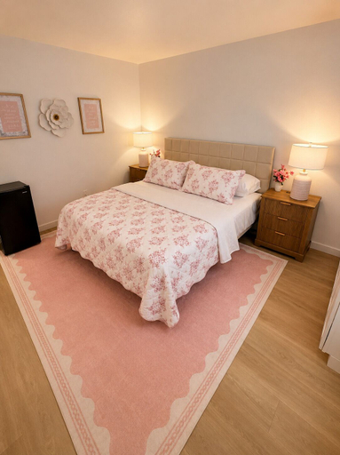 Room 4, Tex-Haus, Scurry