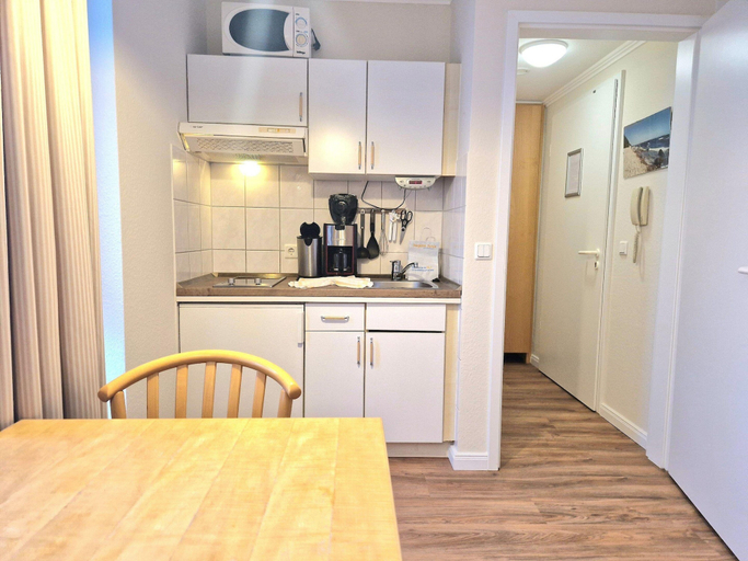 Private kitchen 2, Gemutliches Studio im 2.og in Sellin mit Balkon, Vorpommern-Rügen