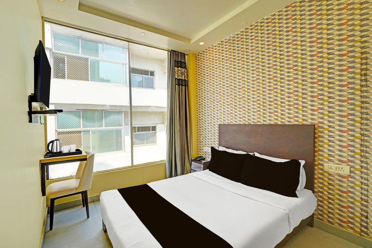 Room 2, Classic Prayagraj Bus Stop Sonica Gold, Kaushambi