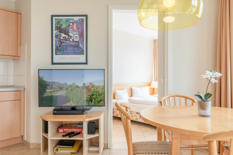 Living room 4, Exklusive Auszeit an der Ostsee mit Balkon, Vorpommern-Rügen
