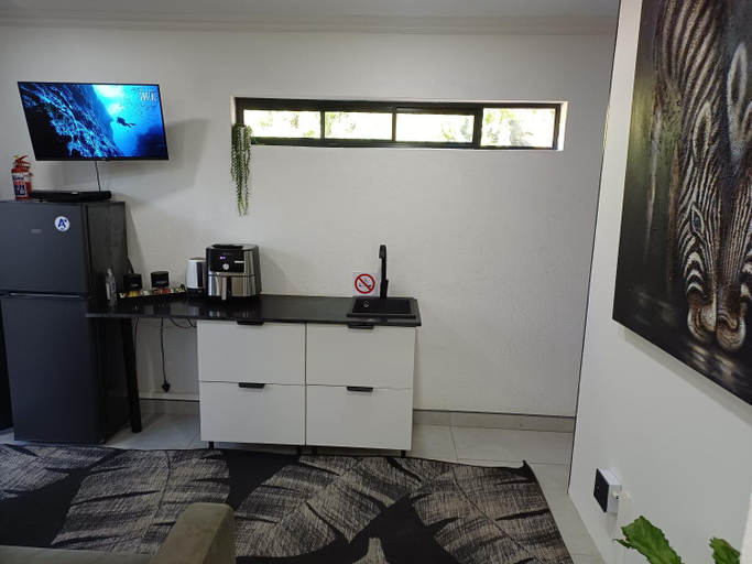 Others 4, Elegant Haven, Ekurhuleni