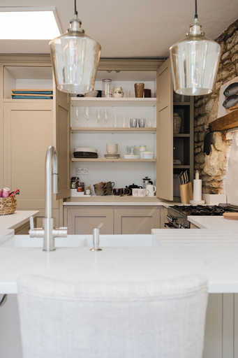 Private kitchen 3, Beautiful Cottage in Cirencester Centre, Gloucestershire