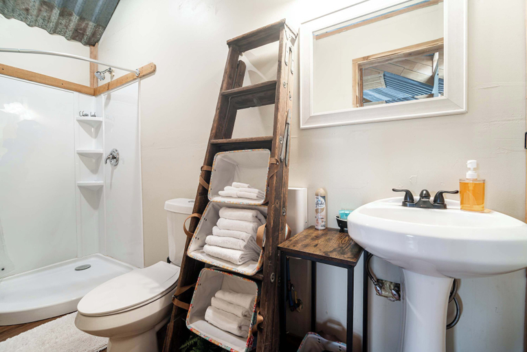 Bathroom 2, Hill Country Cabin 1, Comal