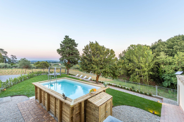 4, Villa Podere Falcione, Lucca