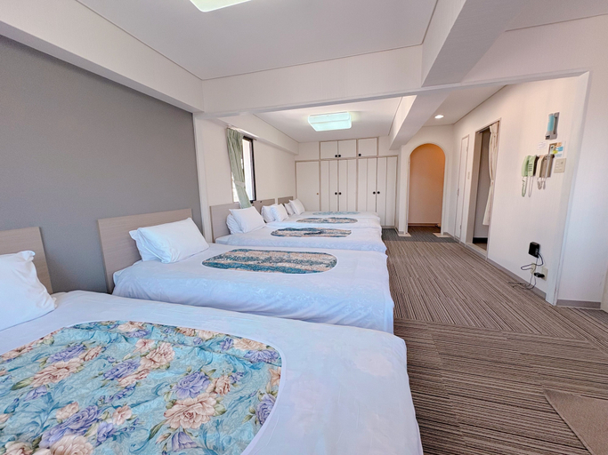 Bedroom 5, Weekly Green In Namba, Osaka