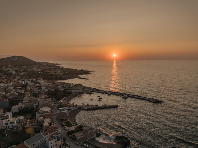 2, Luxurious Villa Selestine - With Private Pool, Crete