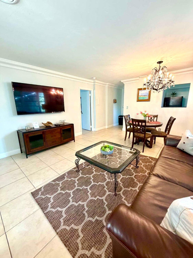 Others 4, Beach Aqualina Apartments, Broward