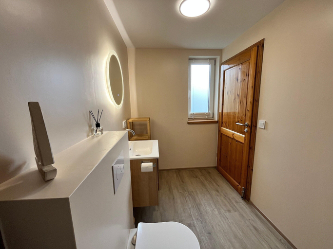Bathroom 5, Neues Appartement im Lepels Hof, Vorpommern-Greifswald