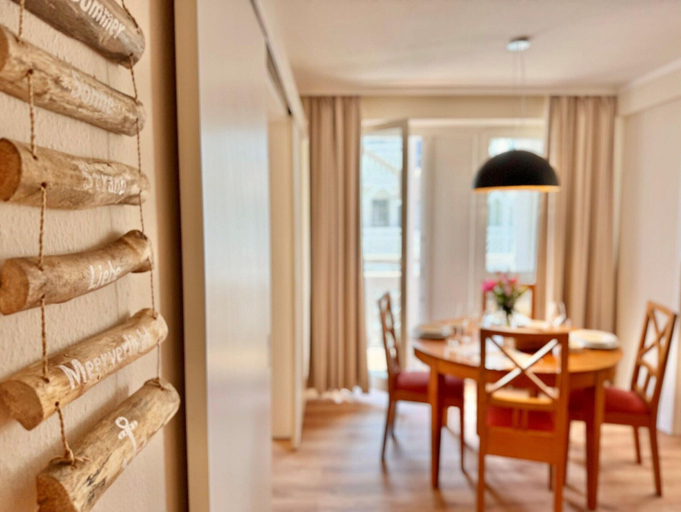 Dining 5, Ferienwohnung mit Offener Kuche in Sellin, Vorpommern-Rügen