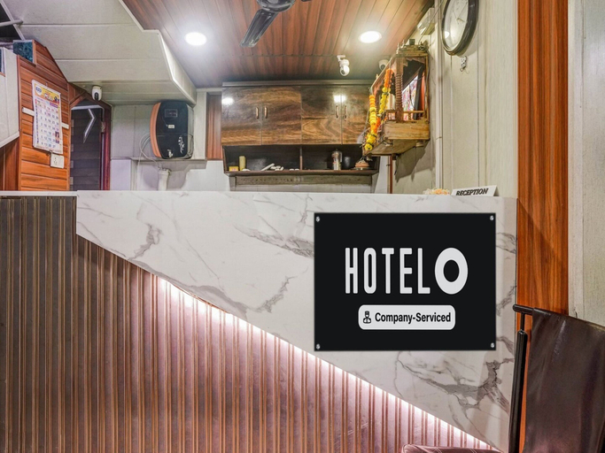 Reception 5, Deluxe Hotel Garden Inn, Thane