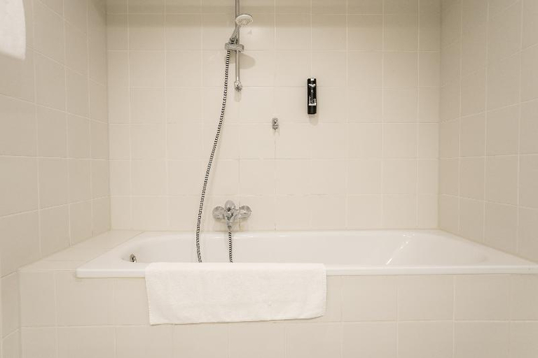 Bathroom 3, Novum Hotel an der Ko Dusseldorf, Düsseldorf