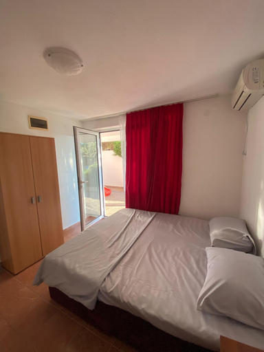 Bedroom 2, Kamenovo Guest House