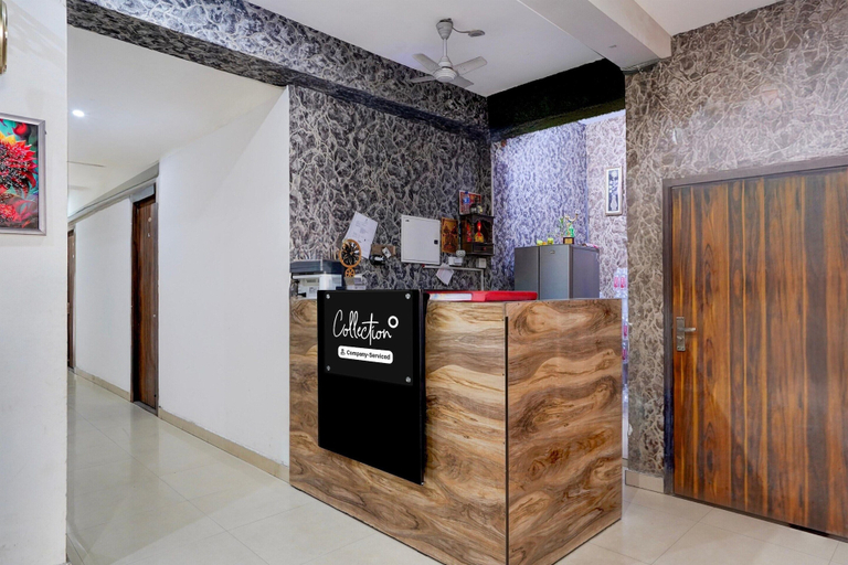 Reception 5, Collection O Noida Sector 52 Metro Station, Gautam Buddha Nagar